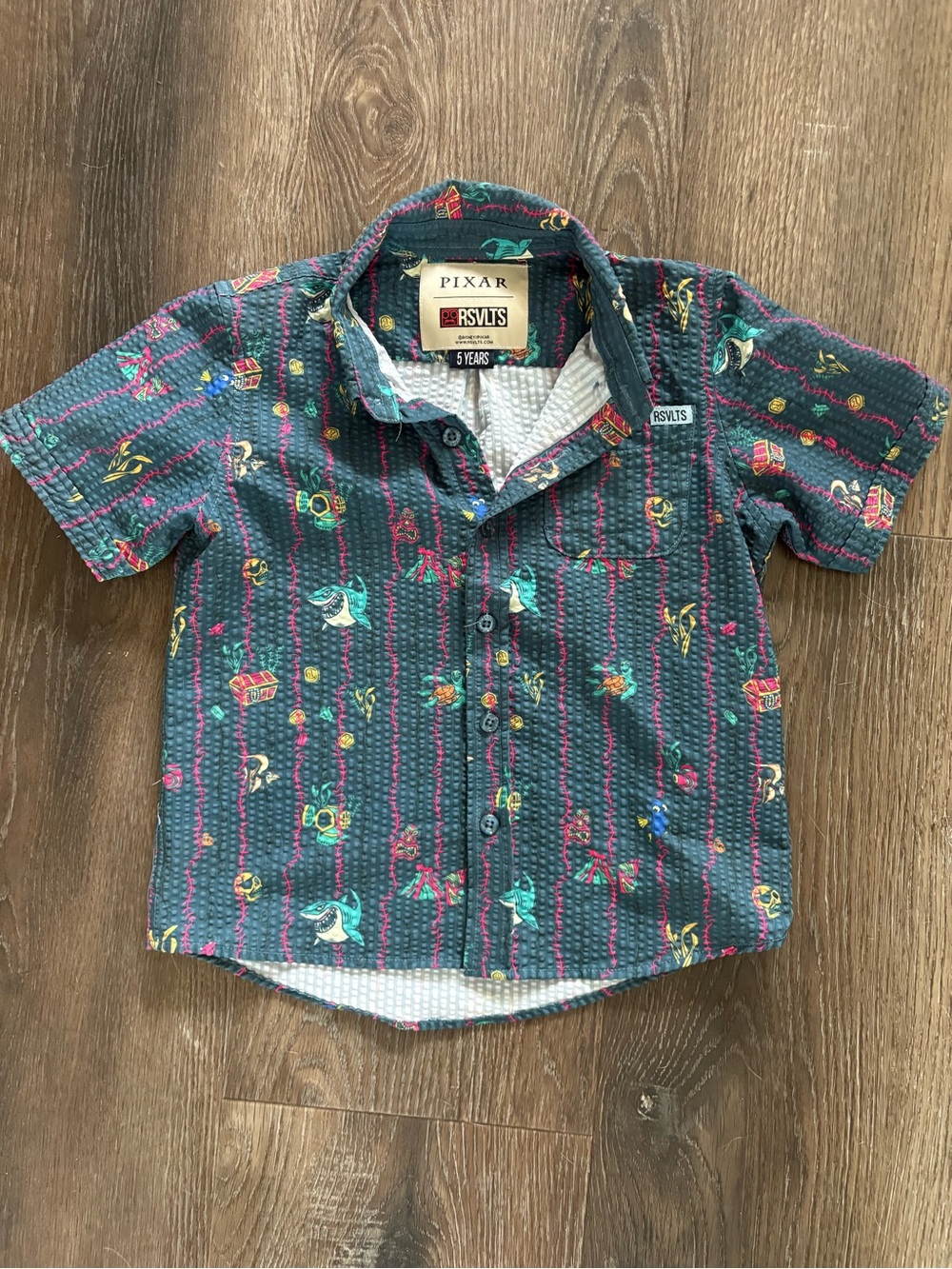 RSVLTS Kids Disney Finding Nemo Short Sleeve Button-Down Shirt